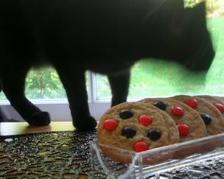 M&M Cookies for Halloween, click for recipe