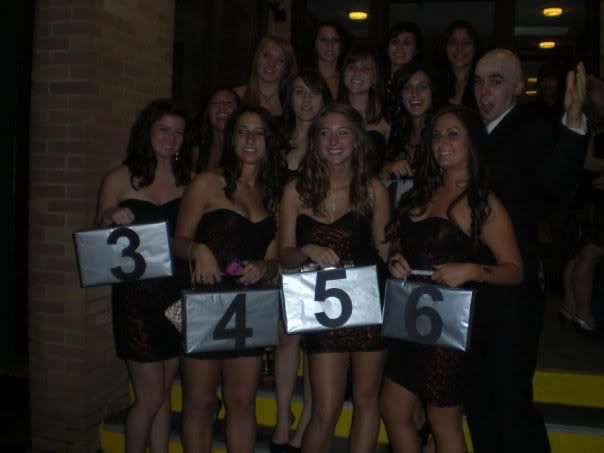 http://i183.photobucket.com/albums/x194/dkid15/holloween.jpg