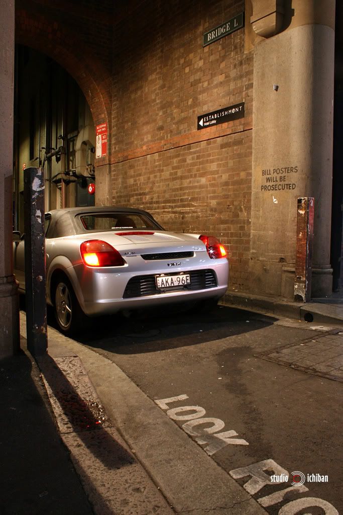 IMAGE: http://i183.photobucket.com/albums/x244/studio-ichiban/21-05-08%20My%20Spyder/IMG_8548.jpg