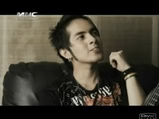 10 ViDEO CLiP #5 (5 MiRROR) 10 ViDEO CLiP #5 (5 MiRROR)