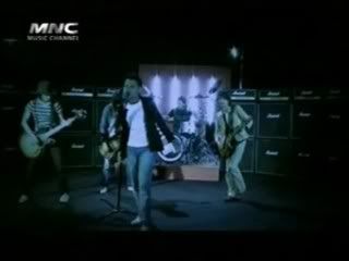 10 ViDEO CLiP #6 (5 MiRROR) 10 ViDEO CLiP #6 (5 MiRROR)