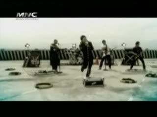 10 ViDEO CLiP #10 (5 MiRROR) 10 ViDEO CLiP #10 (5 MiRROR)