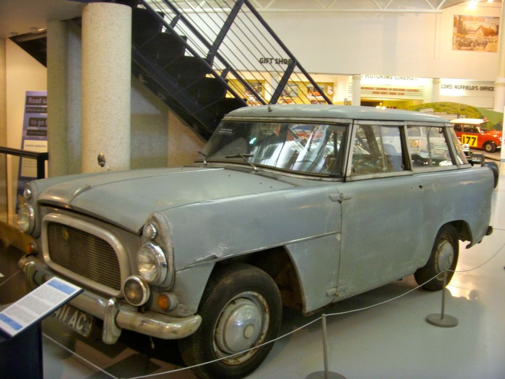 1958_Road_Rover_Series_II_Prototype_Heri