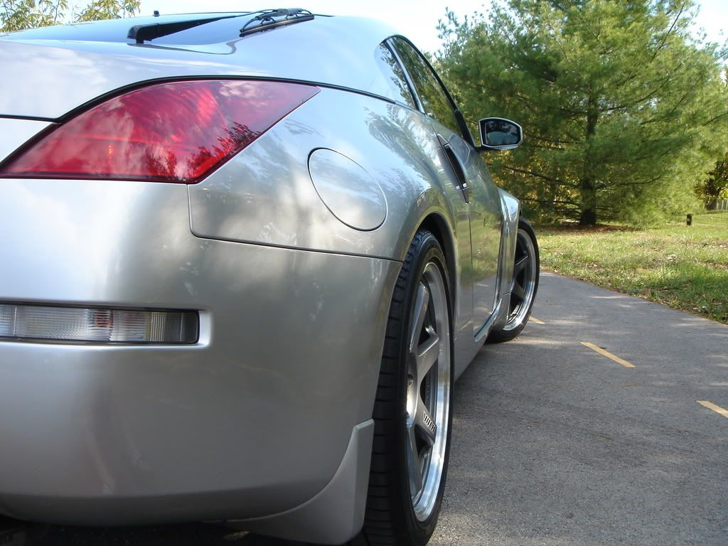 Pics of my 350Z with Volk