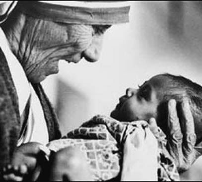 mother theresa photo: Mother Theresa Mother_Theresa_with_armless_baby.jpg