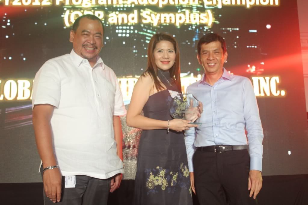 Anne Palad of GLobal Sapphire with Symantec execs