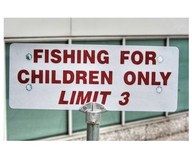 201209-w-funniest-signs-fishing-for.jpg
