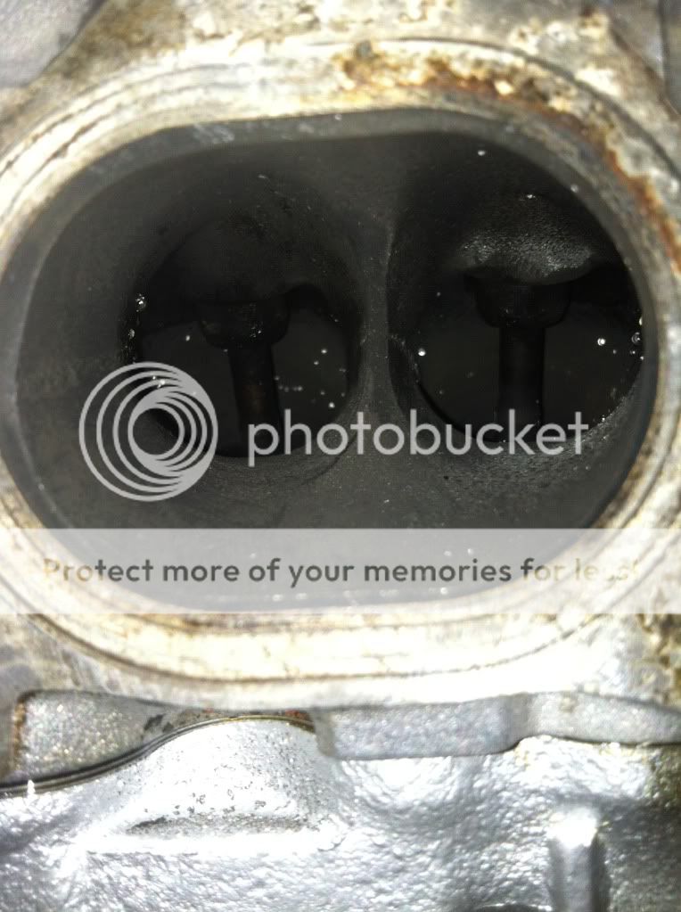 oil on top of pistons after build HondaTech Honda Forum Discussion