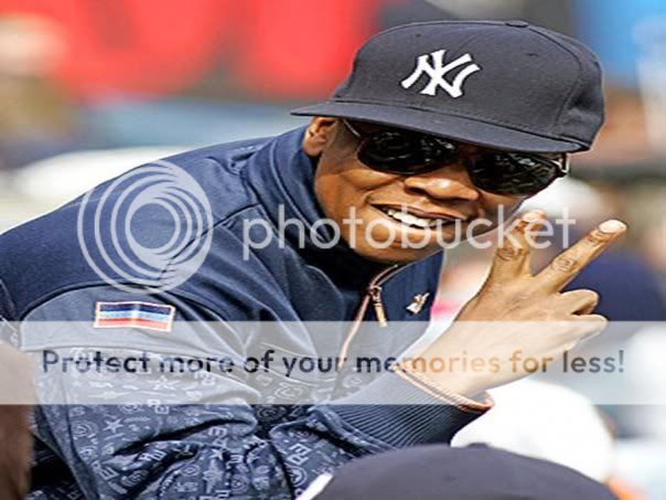 hoLLywoOd...iT aiN't fOr eVerYboDy♥: Jay is a Yankees fan?
